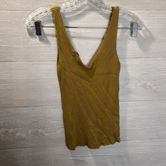 Sweet Rain‎ Women's Double V-Neck Ribbed Tank Top - Picture 3 of 5